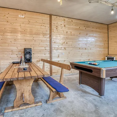 Maklen-2 By Interhome * Brod Moravice