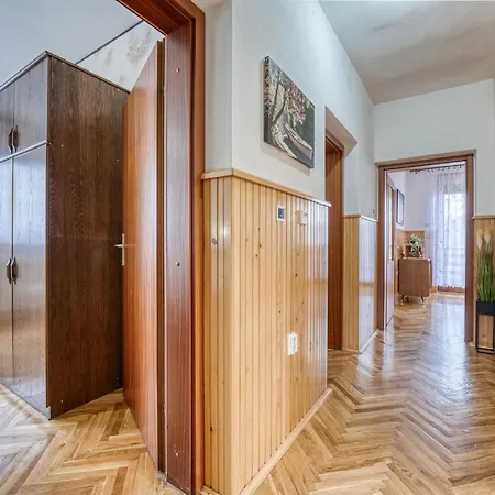 Maklen-2 By Interhome Apartmán