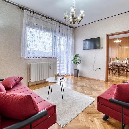 Maklen-2 By Interhome *