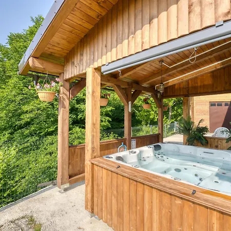 Maklen-2 By Interhome Апартаменты Brod Moravice